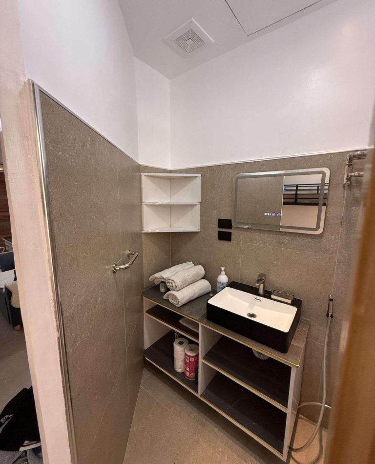 hero-house-bathroom-bantayan.jpg
